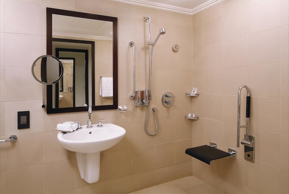 Swissotel Makkah, Bathroom