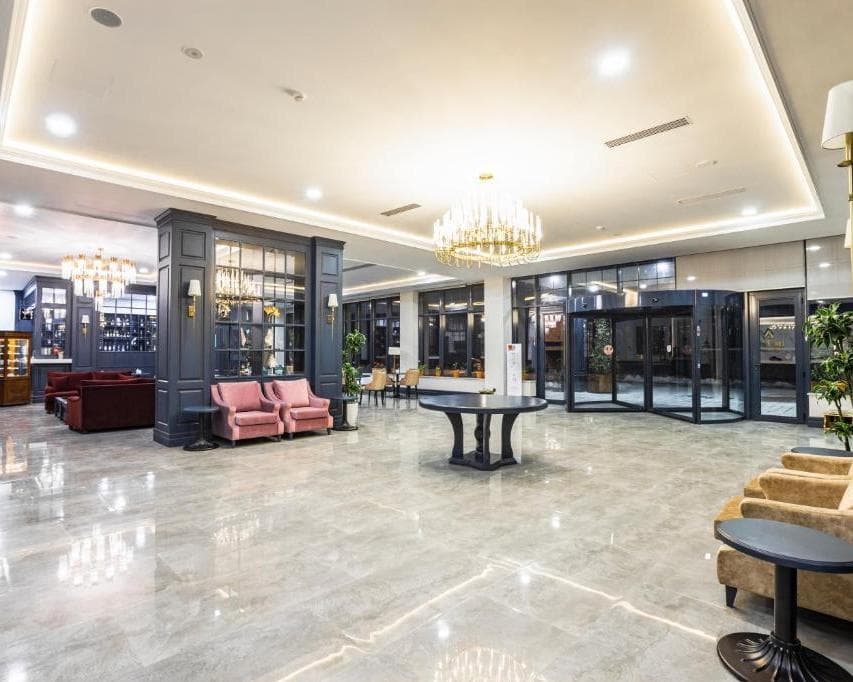  QUBA MACARA LAKE PARK AND VILLAGE RESORT , 