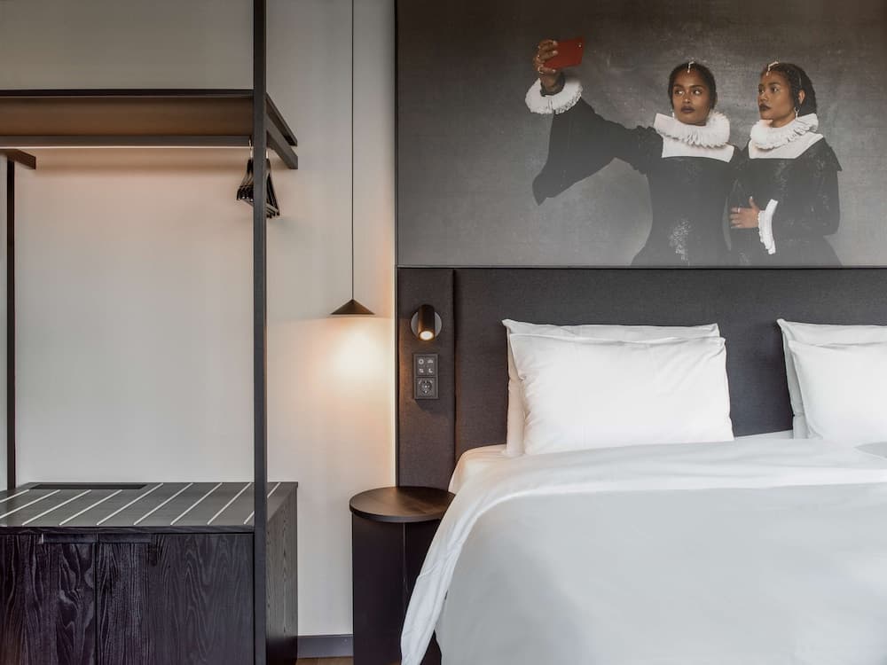 Radisson RED Helsinki, Room