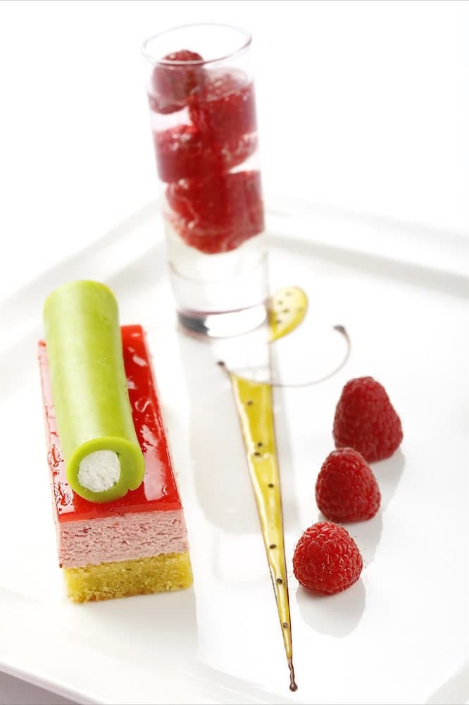 Swissotel Makkah, Restaurant