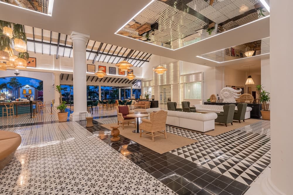 Ocean Blue & Sand Beach Resort - All Inclusive, Lobby