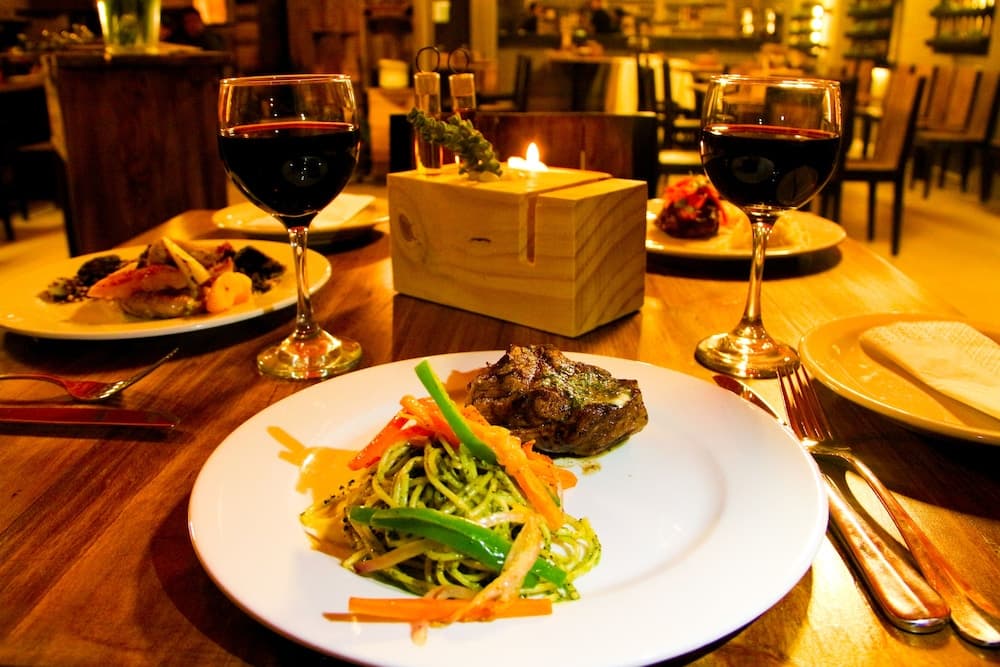 Hotel Jardines de Uyuni, Food and Drink