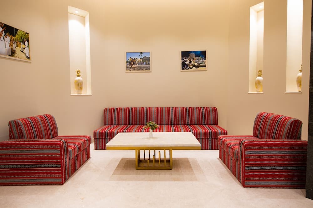 Rozana Hotel, Lobby sitting area