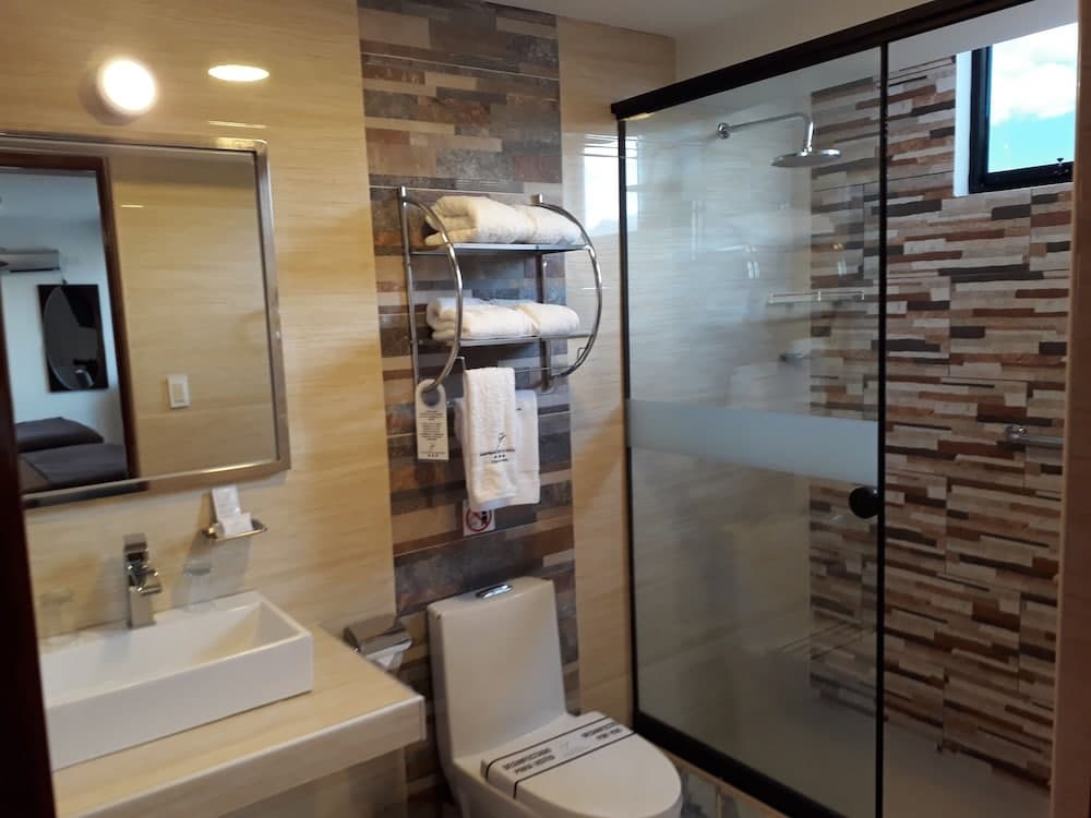 San Francisco Cusco Hotel, Bathroom