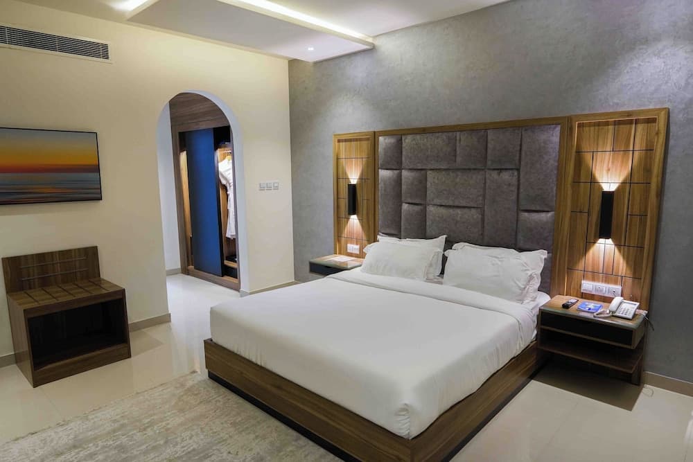 The Plaza Hotel and Resort, Room