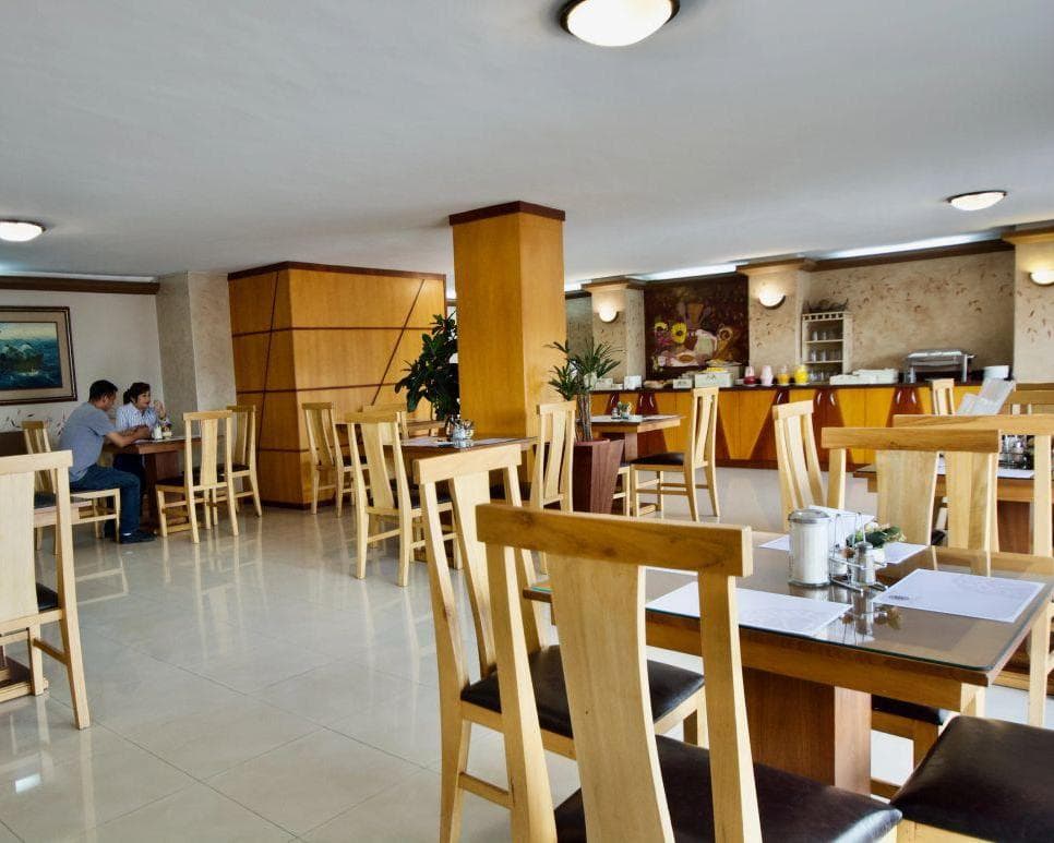 HOTEL SANTA MÓNICA , 