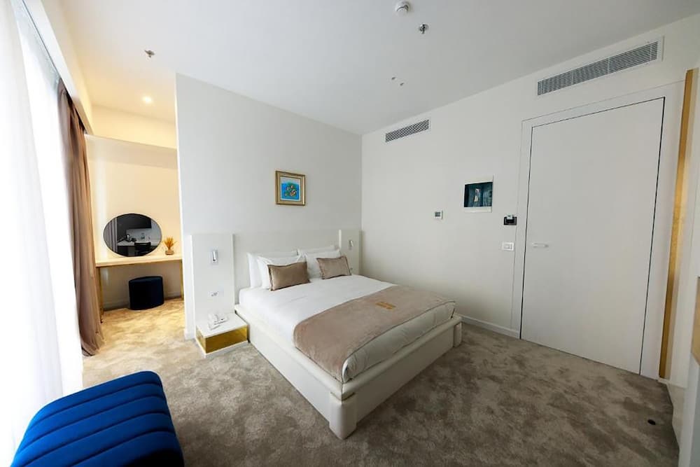 Hotel Habitat Tirana 4*, Room