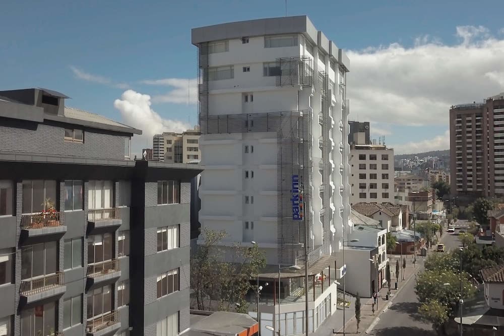 PARK INN BY RADISSON QUITO, Exterior