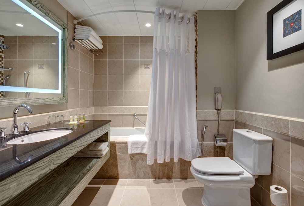 Hilton Salalah Resort, Bathroom