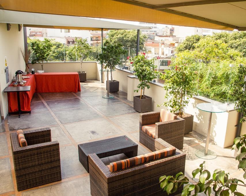 Los Girasoles Hotel , 