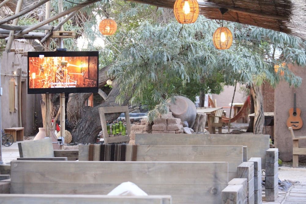 Don Raúl, Property Entrance