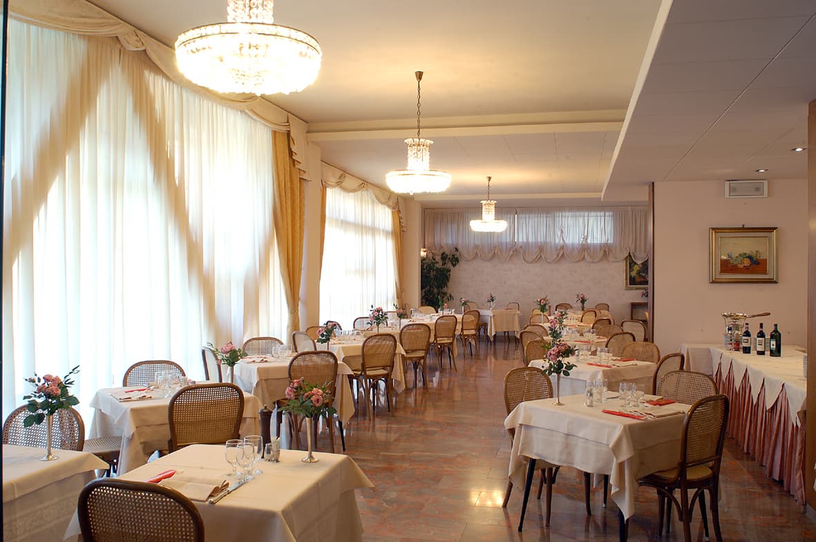 Torretta Hotel, Restaurant