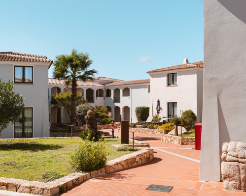 Mangia's Santa Teresa Sardinia, Curio Collection by Hilton, 