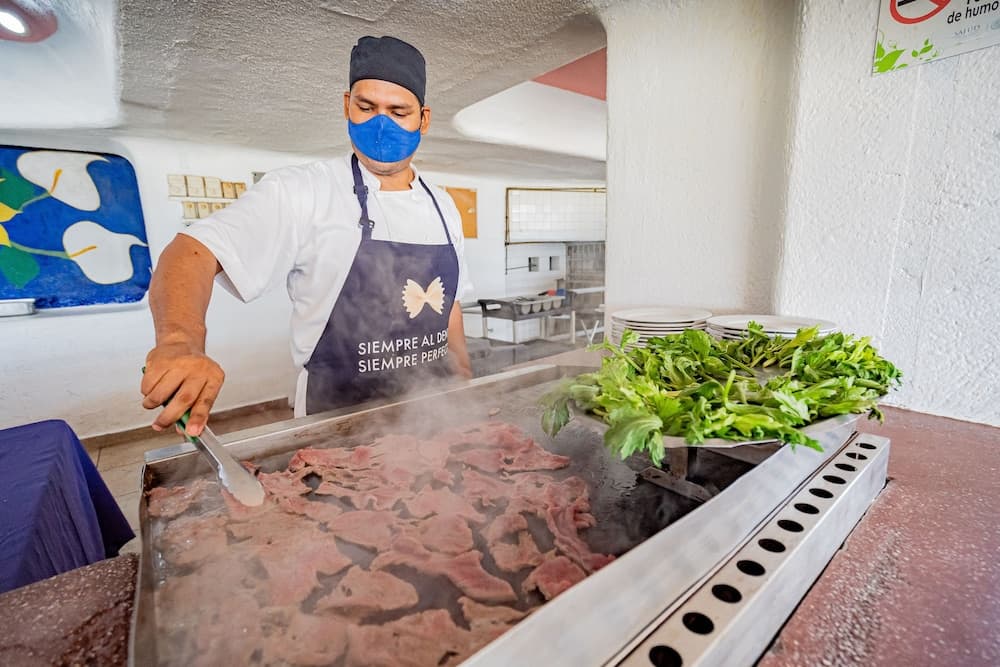 *Playa Suites, Outdoor dining