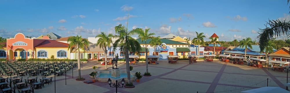 OLD777-Bahia Principe Grand Turquesa Punta Cana - GATTINONI, Property Grounds