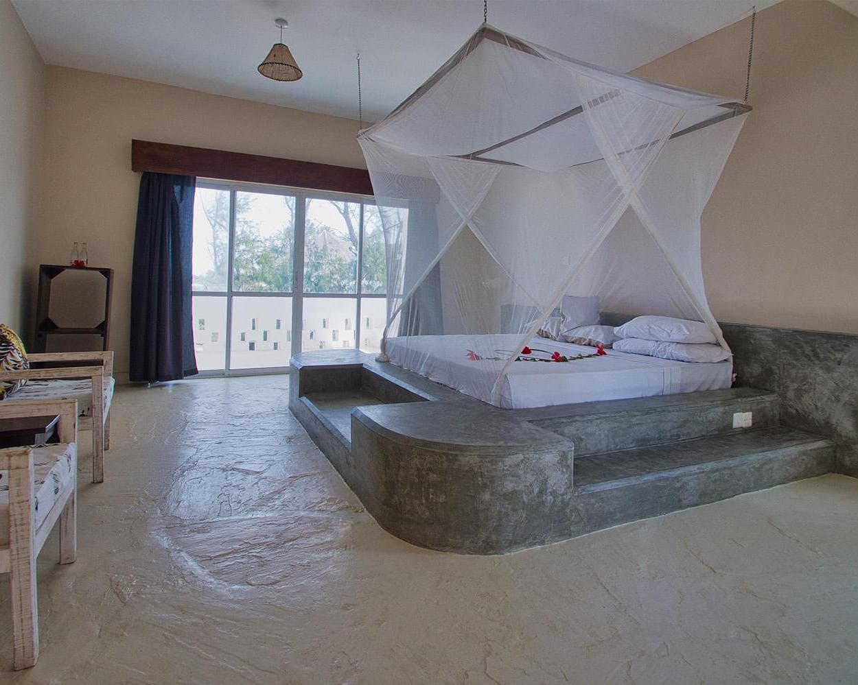 Barracuda Inn Beach Resort, 