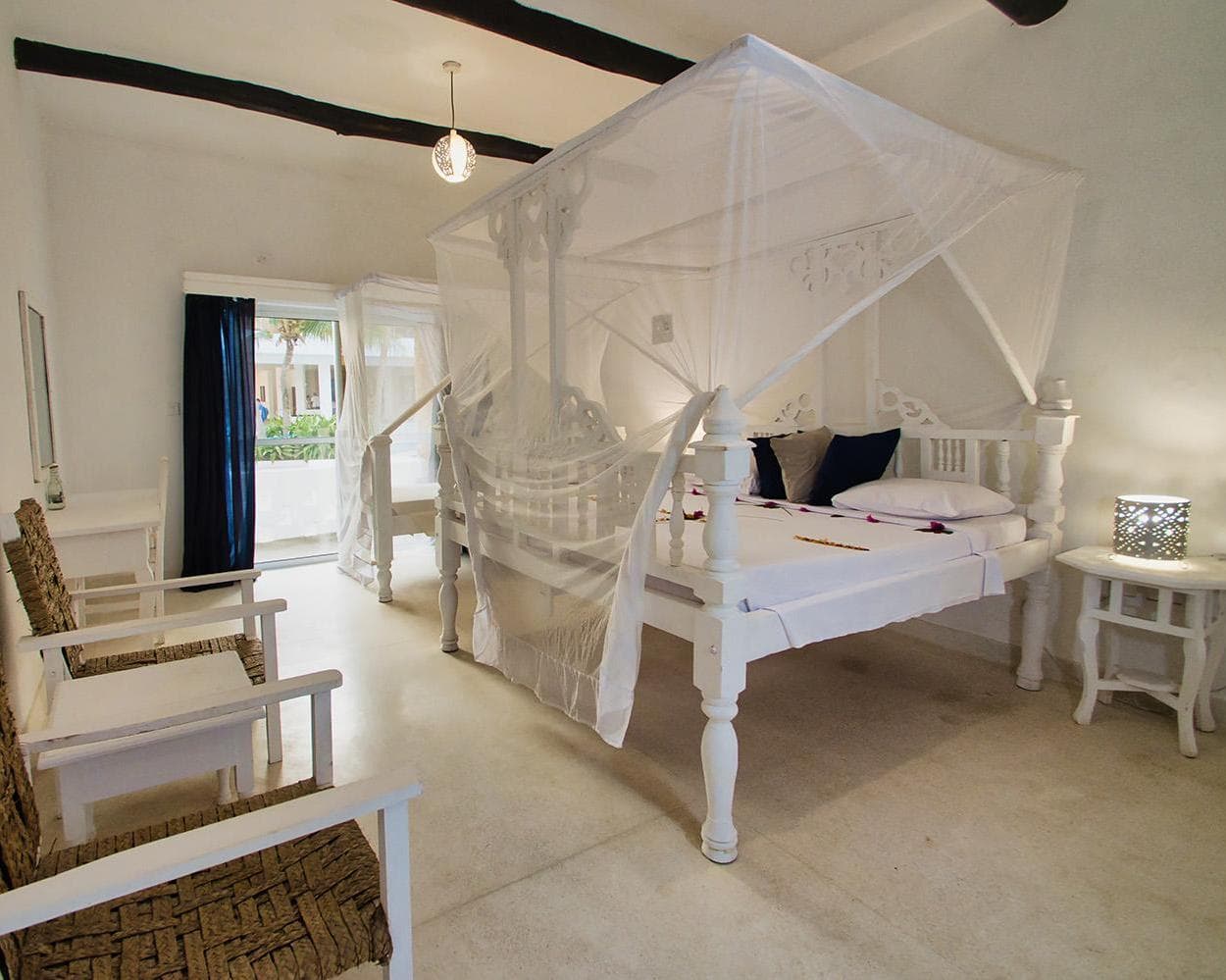 Barracuda Inn Beach Resort, 