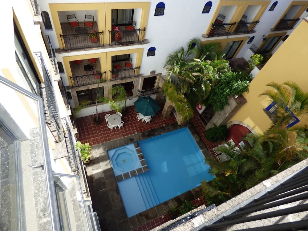 Hotel De Mendoza, Outdoor pool