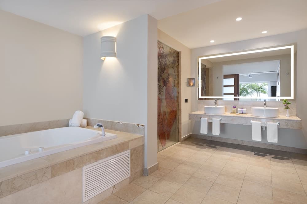 Breathless Punta Cana Resort & Spa - Adults Only - All Inclusive, Bathroom