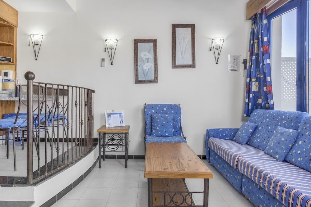 Club Cala Blanca, Living area