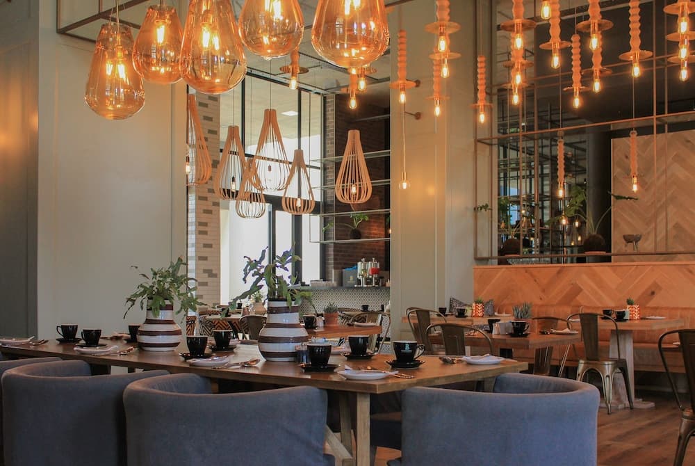 aha The Rex Hotel, Dining