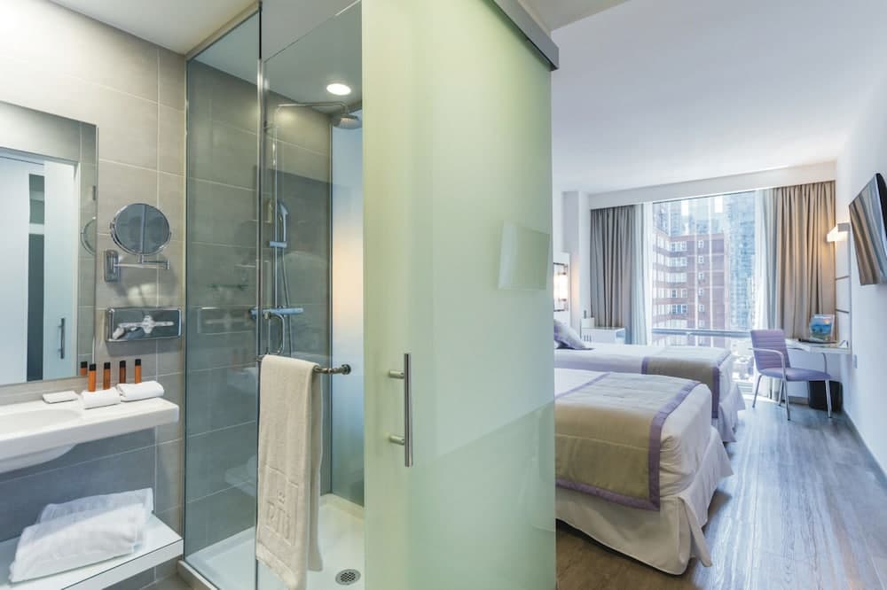 RIU Plaza New York Times Square, Room
