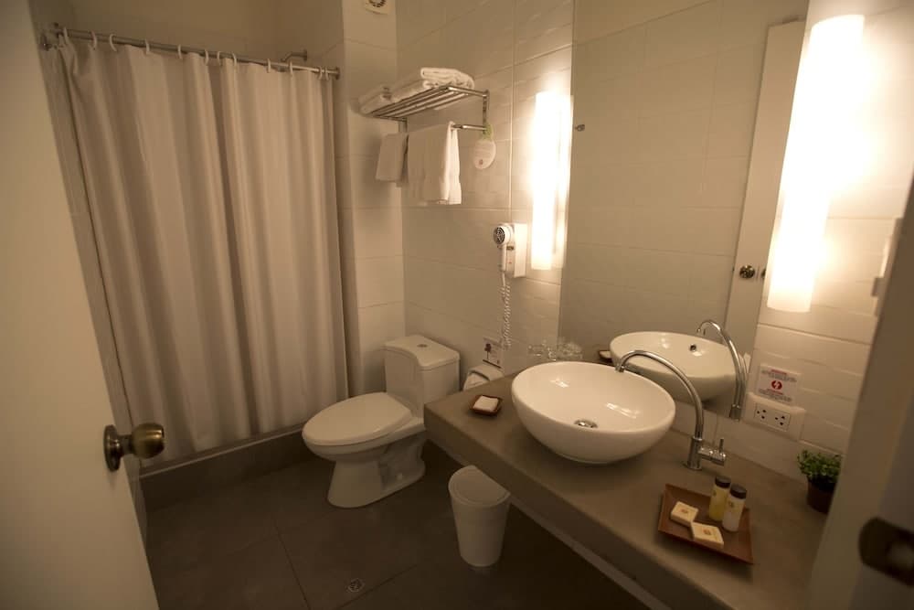 Tierra Viva Cusco Centro, Bathroom
