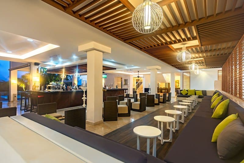 Roc Casa del Mar, BAR