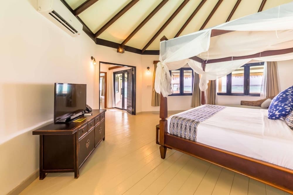 Kihaa Maldives - Trasferimenti Volo Domestico + Barca Veloce Inclusi - Airone Selection, Room