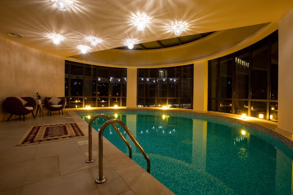 Millennium Resort Salalah, Indoor pool