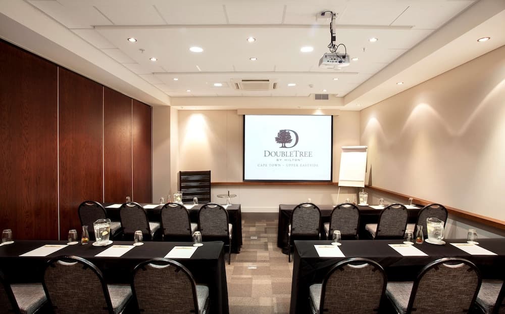 DoubleTree by Hilton Cape Town - Upper Eastside, Meeting facility