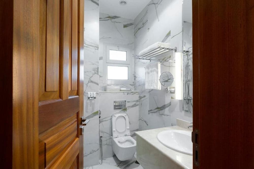 Damask Resort, Bathroom