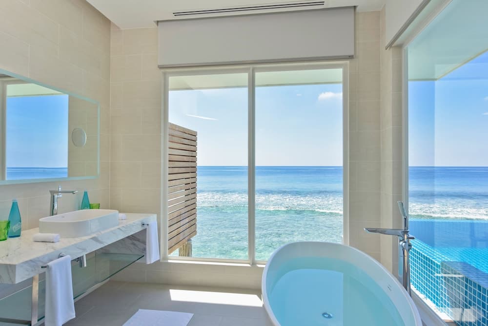 Kandima Maldives!, Bathroom