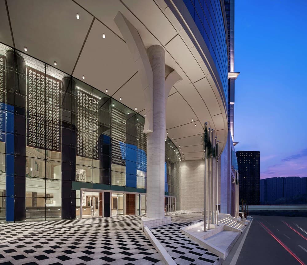 DoubleTree by Hilton Makkah Jabal Omar, Exterior