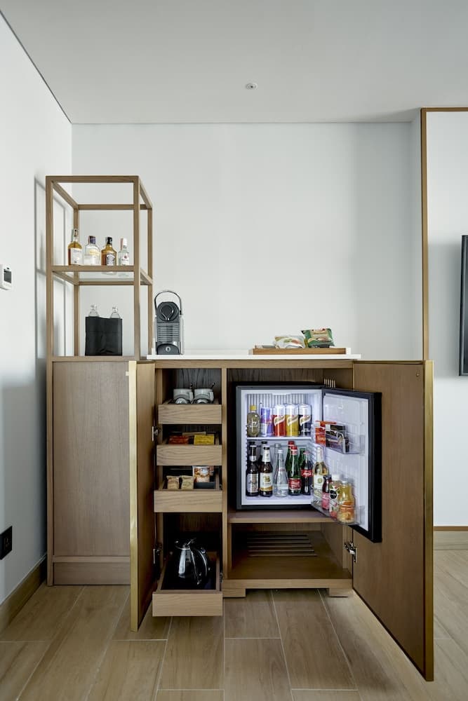 Montien Hotel Surawong Bangkok, Minibar