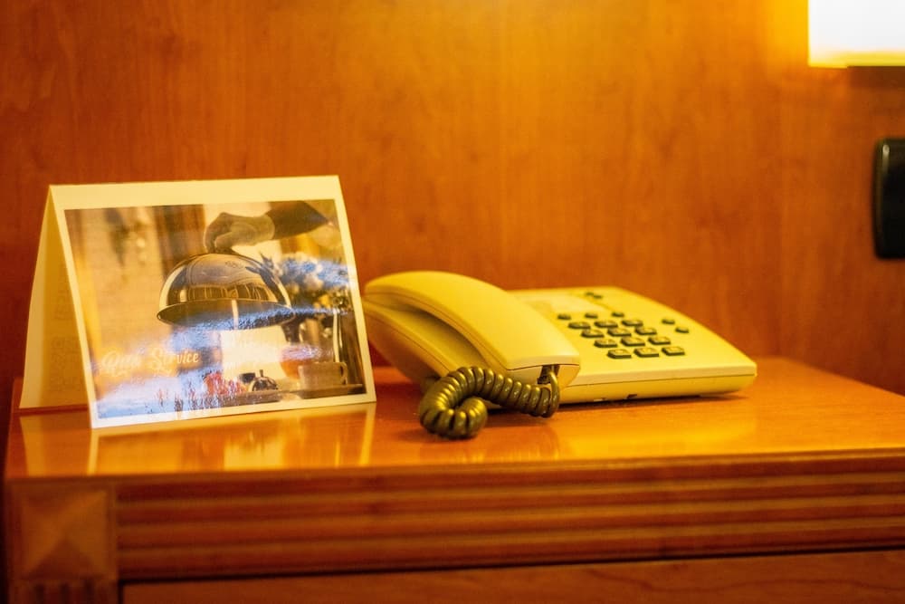 Pacific Hotel Fortino , Room