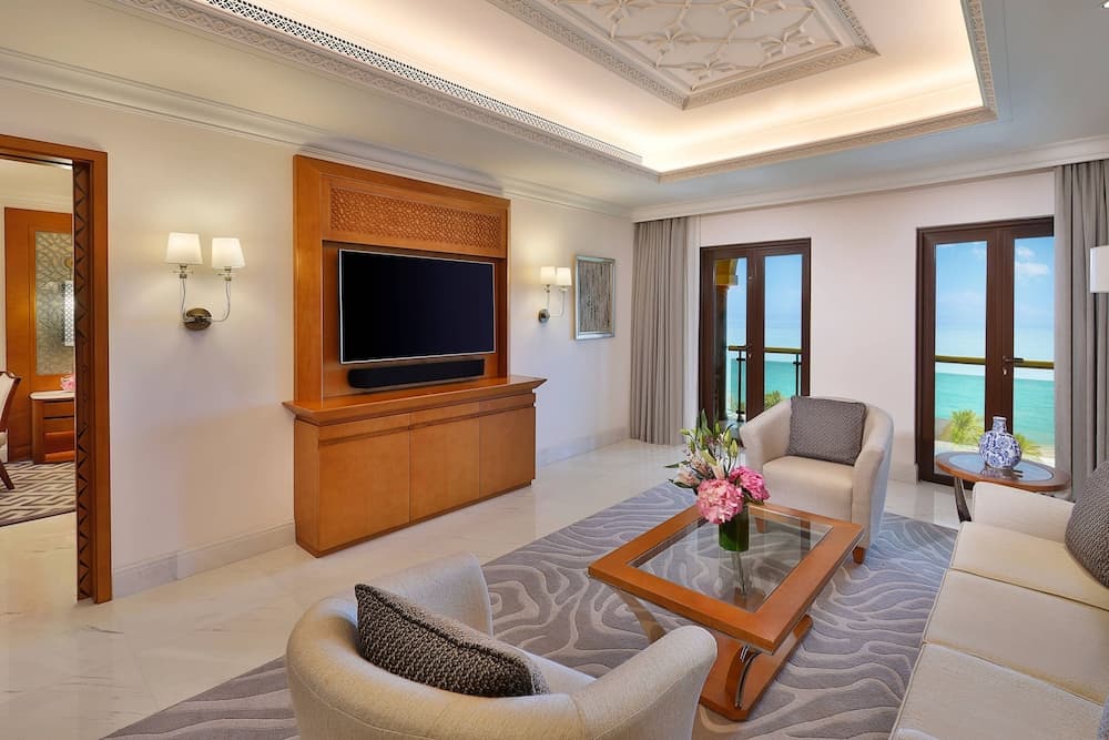 Al Bustan Palace, a Ritz-Carlton Hotel, Room