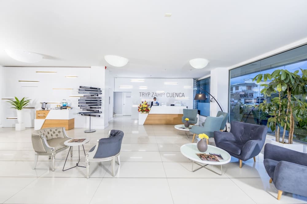 TRYP BY WYNDHAM CUENCA ZAHIR, Lobby