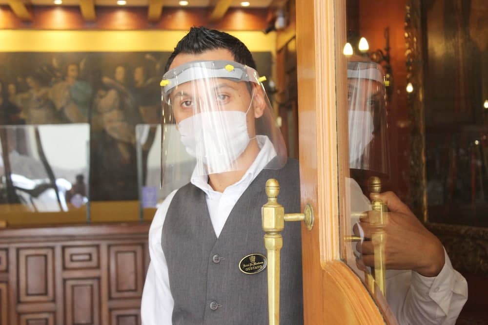 Hotel De Mendoza, Reception