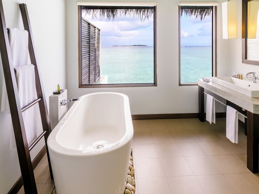 Velassaru Maldives - GATTINONI, Bathroom