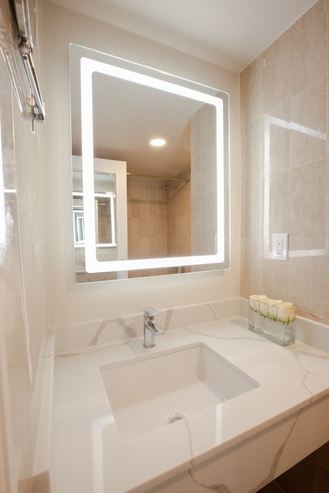 Westgate New York Grand Central, Bathroom sink