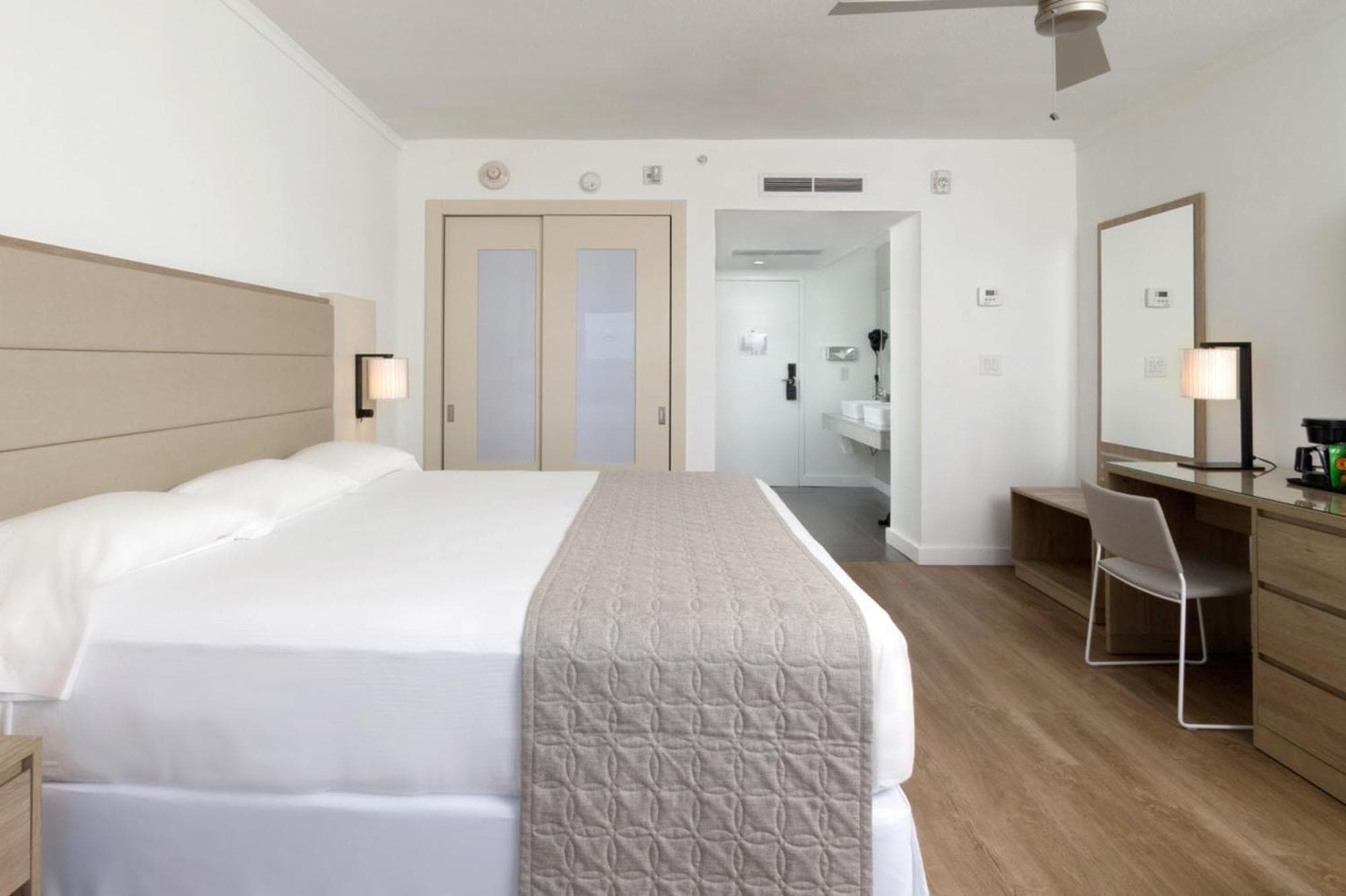 Riu Plaza Miami Beach, 