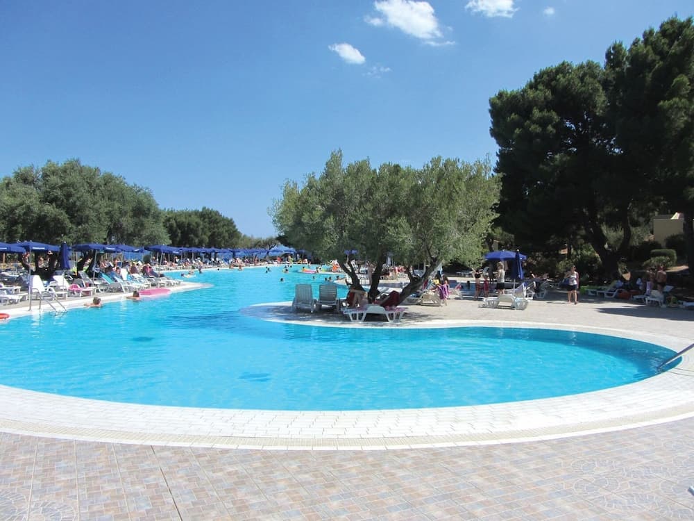 CLUB esse PALMASERA, Piscina all'aperto
