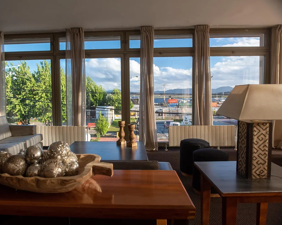 Hotel Canal Beagle , 