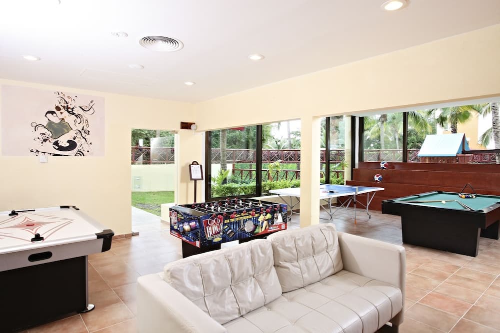 Bahia Principe Grand Coba - All Inclusive [Bloqueos], Game Room