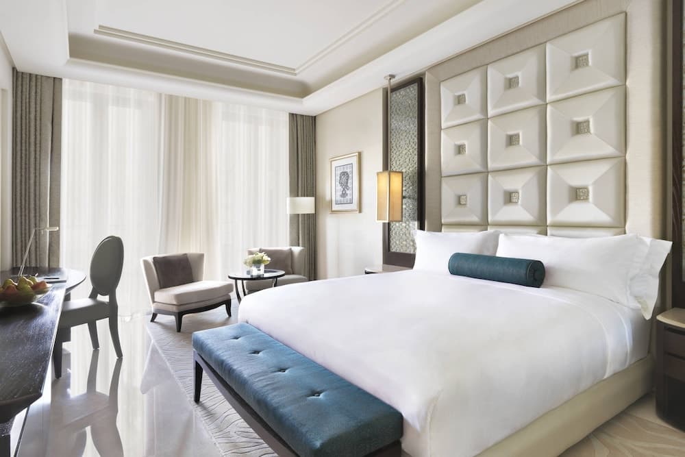 Al Bustan Palace, a Ritz-Carlton Hotel, Pool