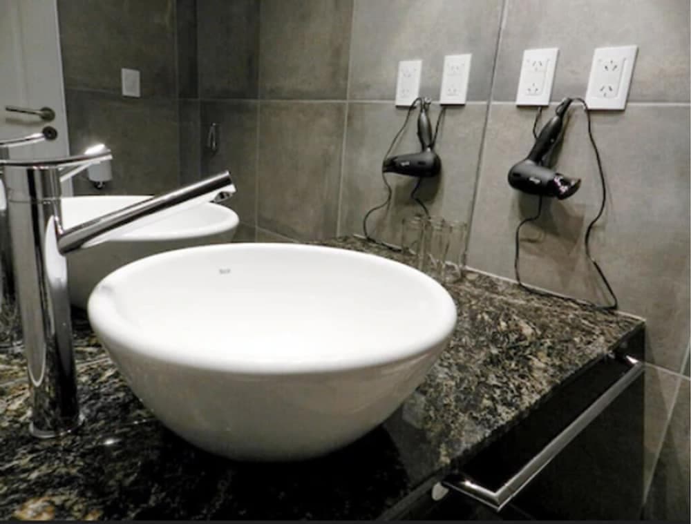 Mónaco Hotel , Bathroom