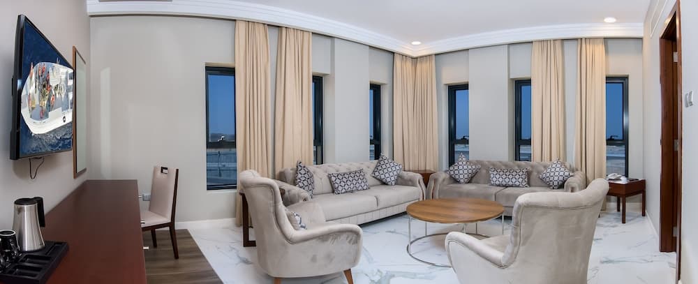 Muscat Gate Hotel, Room