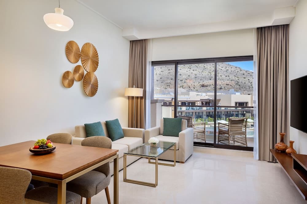 dusitD2 Naseem Resort, Jabal Akhdar, Living area