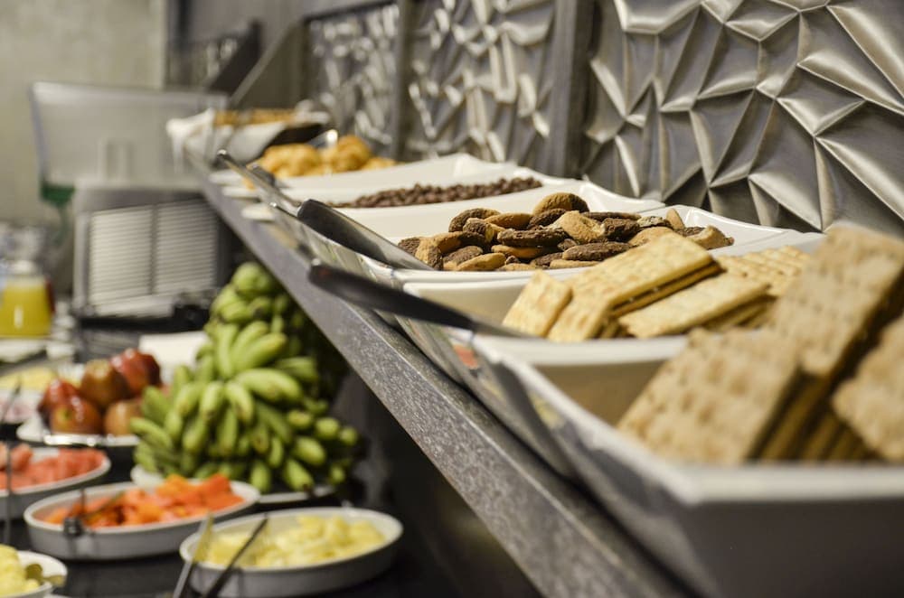 Toloma Gran Hotel, Restaurant